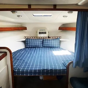 https://cozy-private-two-rooms-yacht-in-barcelona-port-forum.catalonia-hotels.com